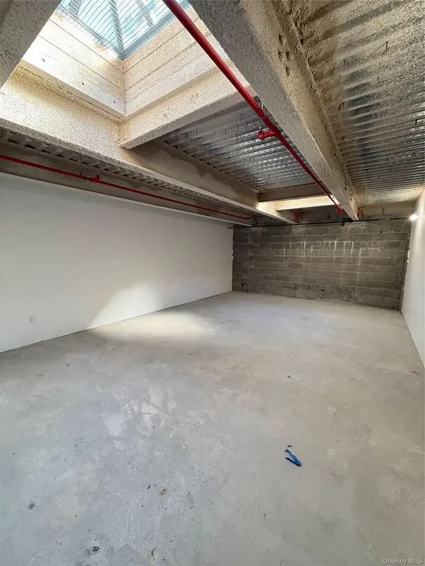 2106 College Point BLVD, College Point, NY 11356