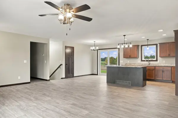 346 Halfaday DR, Sauk Centre, MN 56378