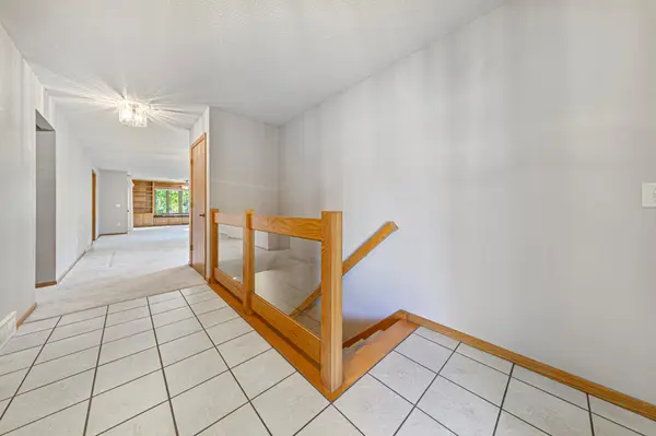 607 Zanmiller DR, Northfield, MN 55057