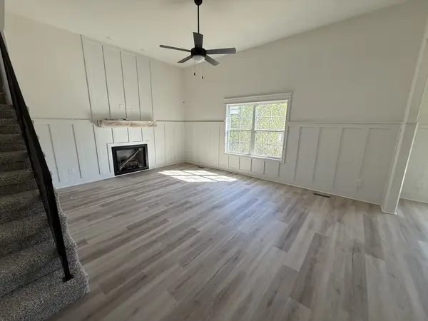 832 Burley Barn Rd, Clarksville, TN 37042