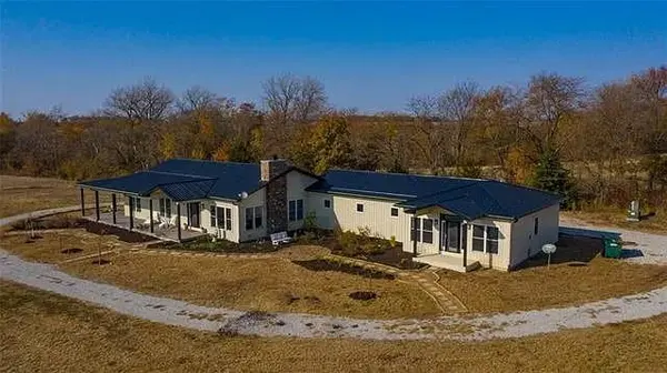 14341 State Highway Yy HWY, Jamesport, MO 64648