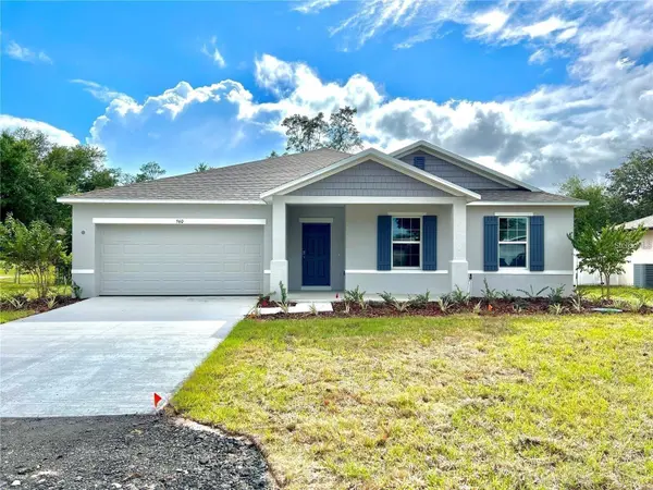 560 WALNUT AVE, Orange City, FL 32763