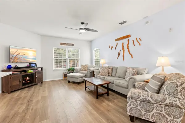 2279 PORTOFINO PL #20-2024, Palm Harbor, FL 34683