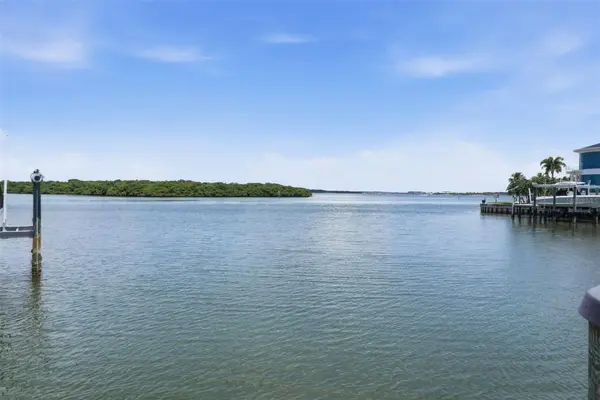 12525 4TH ST E, Treasure Island, FL 33706