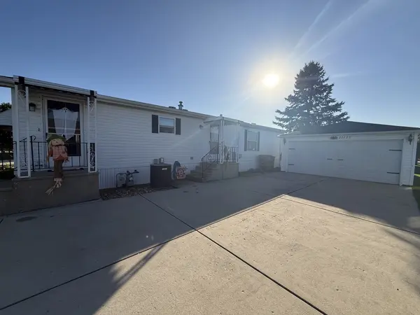 22730 S Ridge LN, Frankfort, IL 60423
