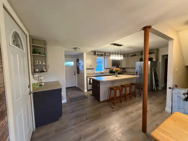 301 12TH AVE E, Lisbon, ND 58054