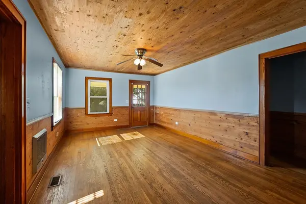 151 First St, Morrison, TN 37357