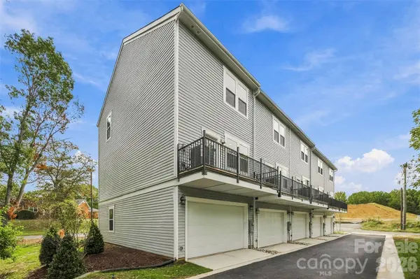 3130-3146 Bunche DR, Charlotte, NC 28205