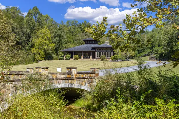 1320 Mountain Ash Way, Sevierville, TN 37876