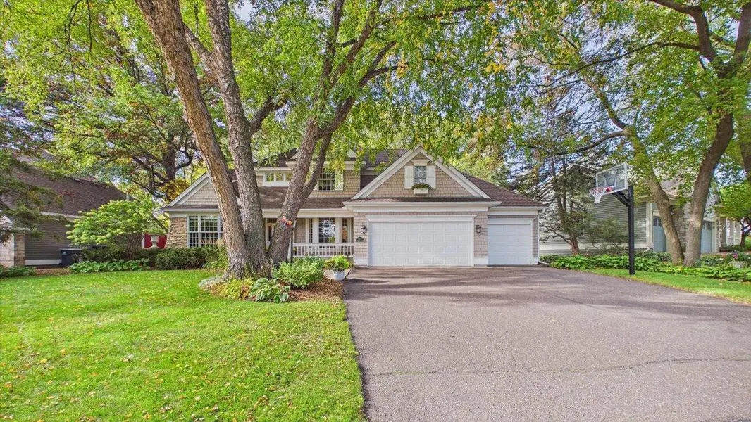 4431 Snail Lake BLVD, Shoreview, MN 55126