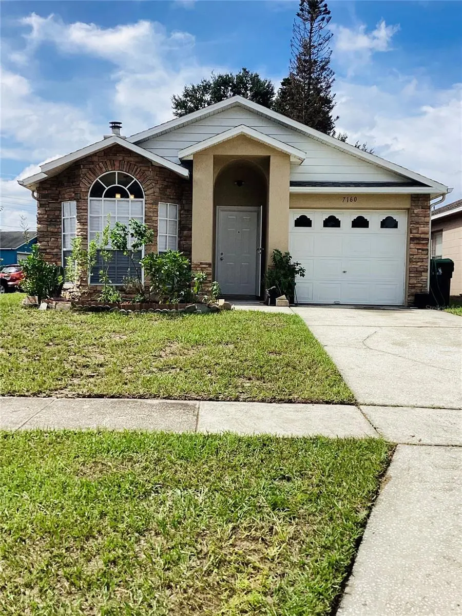 7160 EDGEWATER SHORES CT, Orlando, FL 32810