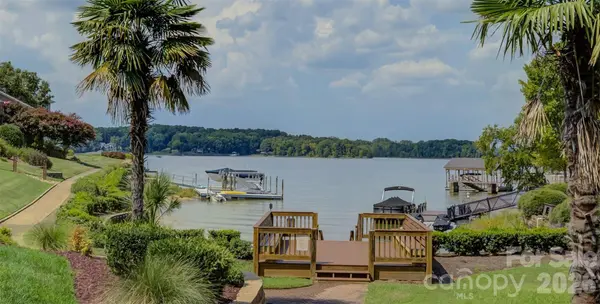 946 Lake Club DR, Rock Hill, SC 29732