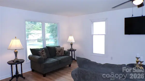5504 Ilford ST, Charlotte, NC 28215
