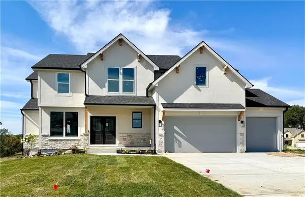 8300 NW 90th ST, Kansas City, MO 64153