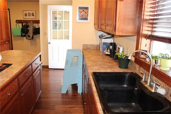 209 N Crawford ST, Frontenac, KS 66763