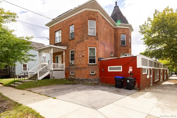 89 Market ST #2nd floor (Right), Poughkeepsie, NY 12601