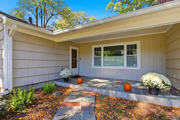 4 Richard TER, Hartsdale, NY 10530