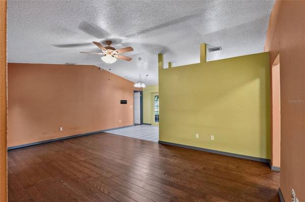 4702 CHARRO LN, Plant City, FL 33565