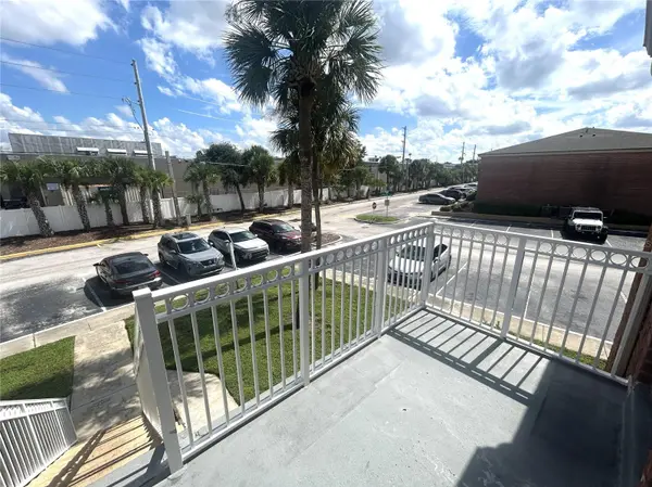 452 BANYON TREE CIR #200, Maitland, FL 32751