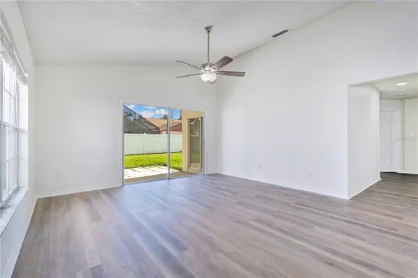 1428 ABBERTON DR, Orlando, FL 32837