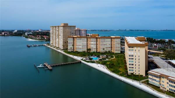5200 BRITTANY DR S #606, St Petersburg, FL 33715