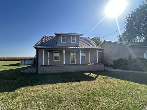 11014 E 1500 North RD, Fairmount, IL 61841