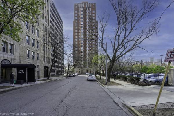 5000 S Cornell AVE #14B, Chicago, IL 60615