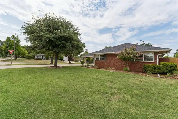 2643 NW 65th ST, Oklahoma City, OK 73116