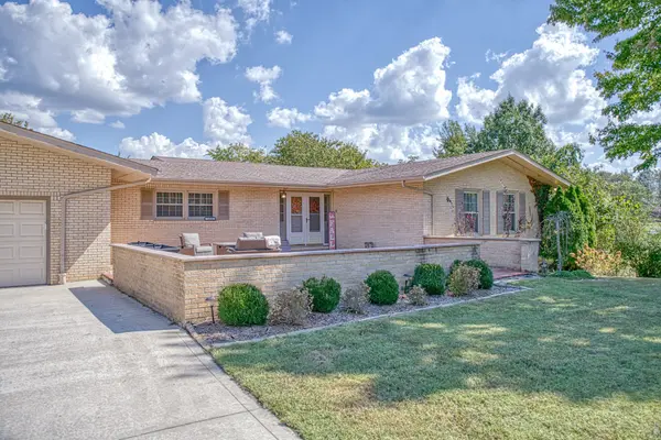 1418 Pilot Dr, Cookeville, TN 38506
