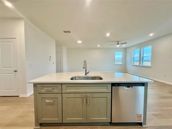 334 Young ST, Buda, TX 78610