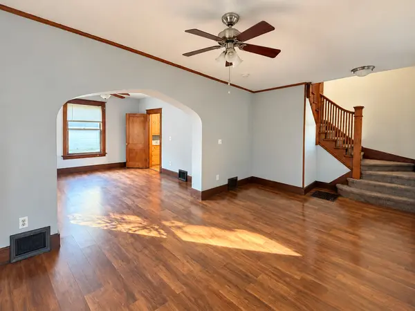 838 Hickory ST, Waukegan, IL 60085