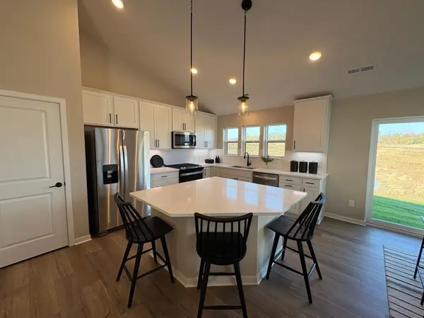 8828 63rd ST S, Cottage Grove, MN 55016