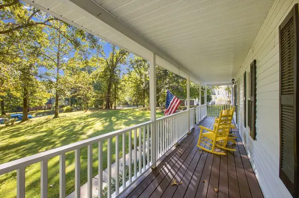 1205 Hardwood Trl, Burns, TN 37029
