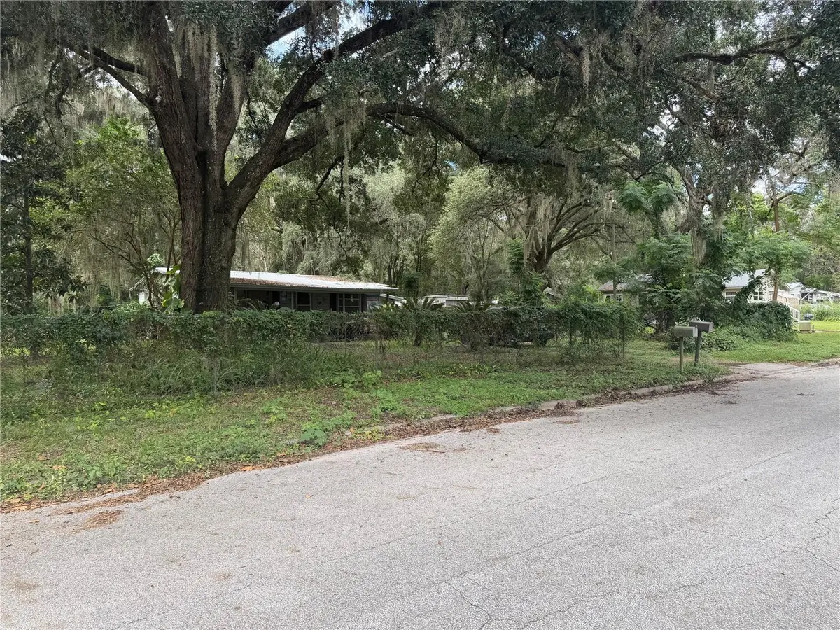 1826 SE 47TH TER, Gainesville, FL 32641