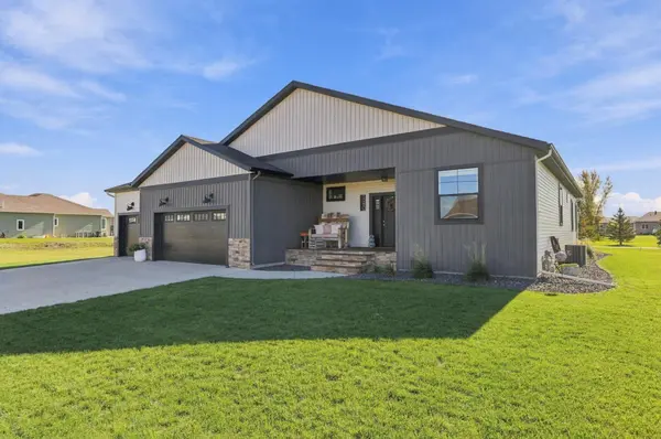 140 Annies WAY, Mapleton, ND 58059