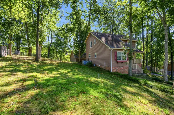 822 Hillside Dr, Springfield, TN 37172