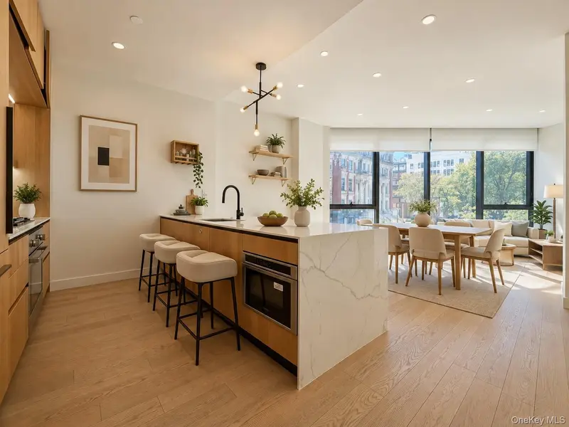5 Court SQ #2F, Long Island City, NY 11101