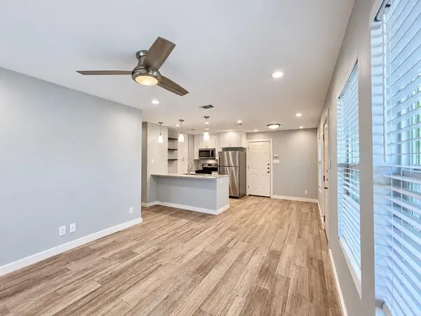 813 Emerald Wood DR, Austin, TX 78745