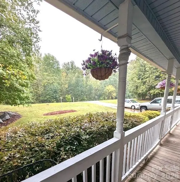 911 Freedom Mill None, Gastonia, NC 28052