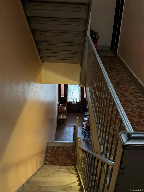 325 Graham AVE, Brooklyn, NY 11211