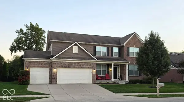 5579 W Turnbuckle PL, Mccordsville, IN 46055