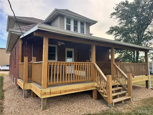 307 E Pear AVE, Owensville, MO 65066