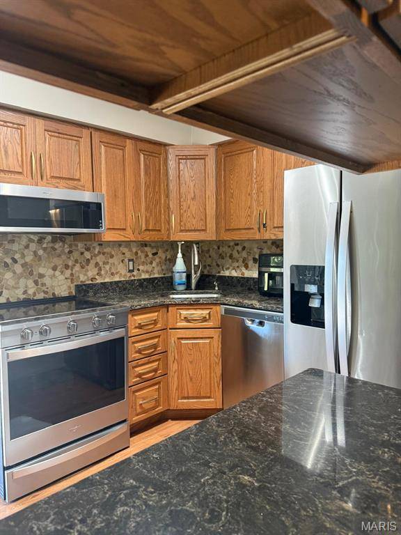 Address not disclosed, Florissant, MO 63033