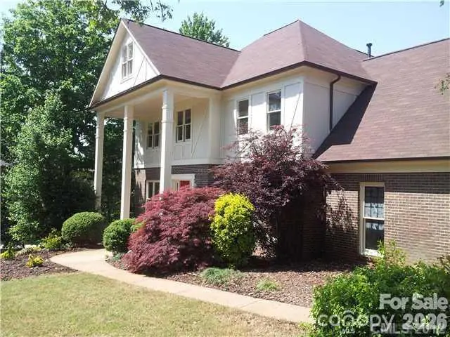 9327 Willowglen TRL, Charlotte, NC 28215