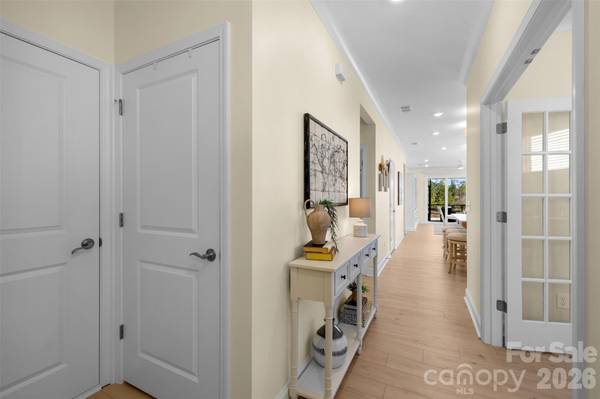 2659 Headwind CT, Belmont, NC 28012