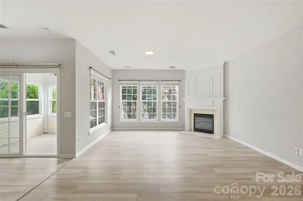 12409 Bobhouse DR, Charlotte, NC 28277