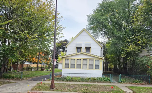 1156 Galtier ST, Saint Paul, MN 55117