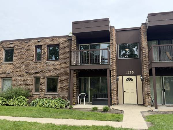 1135 Pleasant Run DR #708, Wheeling, IL 60090