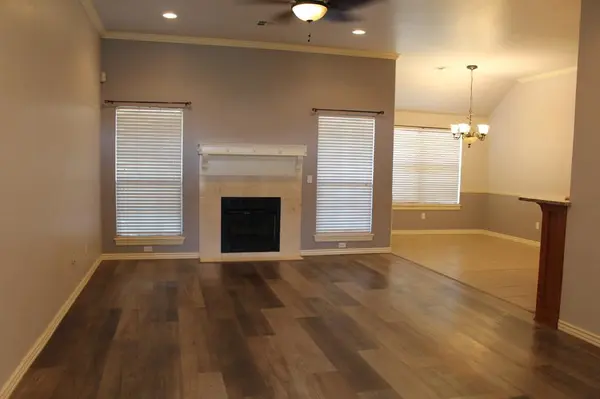 10823 Garrett Cole DR, Midwest City, OK 73130