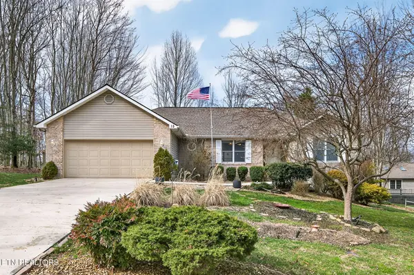 15 Ridge Crest Circle, Crossville, TN 38558